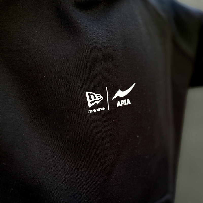 APIA × NEW ERA パーカー | アパレル,Tシャツ・パーカ・アウター類