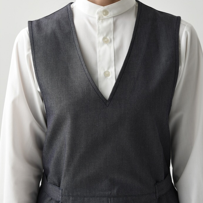 デニムエプロンドレス CS2348 セブンユニフォーム 飲食・サービス制服 [2色]【取り寄せ品】