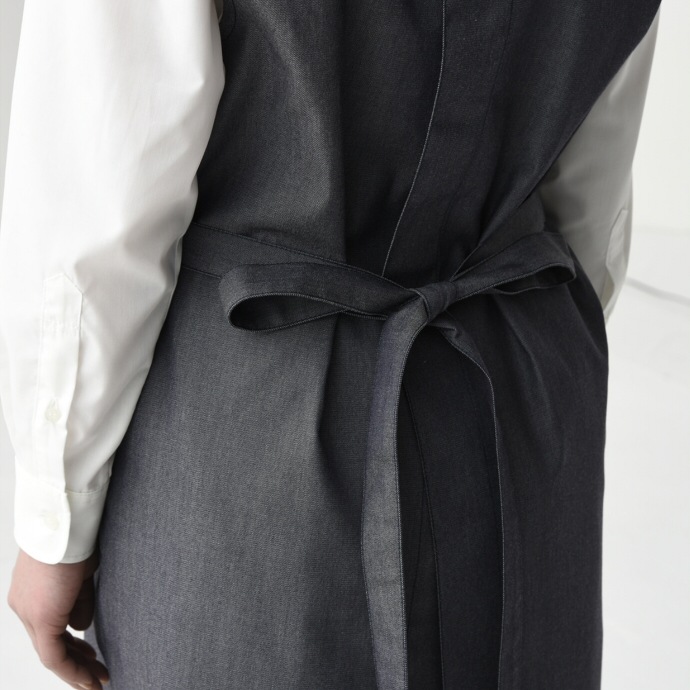 デニムエプロンドレス CS2348 セブンユニフォーム 飲食・サービス制服 [2色]【取り寄せ品】