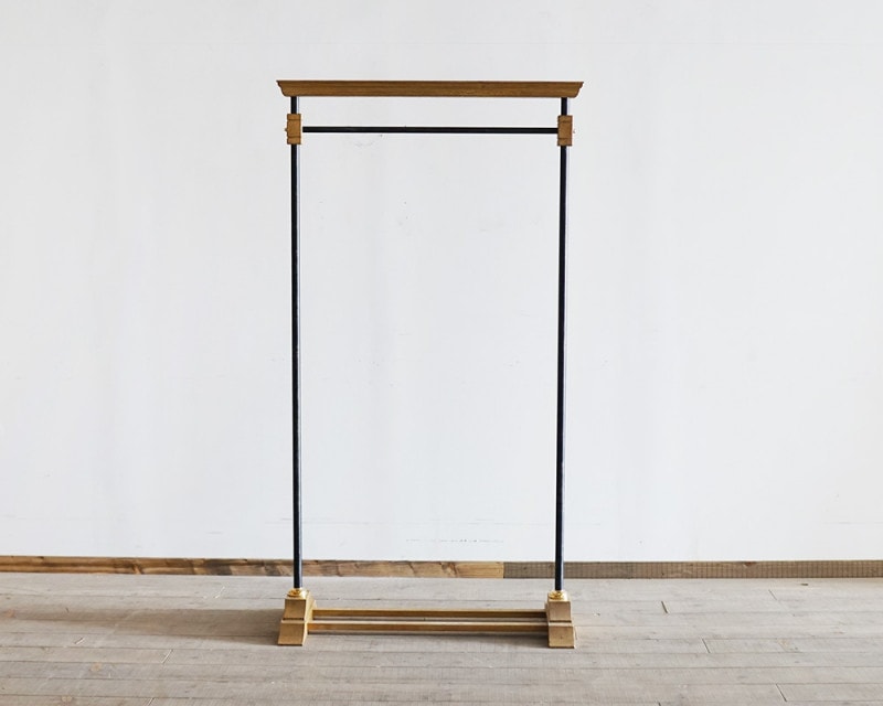 Contrast wood and iron hanger��color/LIGHT��