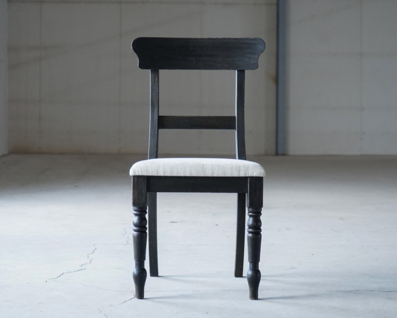 Brodia sweep chair(color/BLACK)