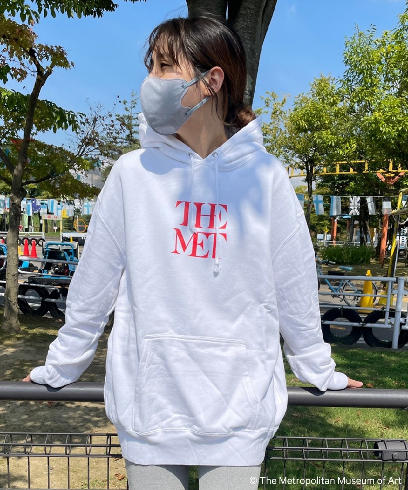 The Metropolitan Museum of Art フーディー The Metropolitan Museum of Art フーディー The Met x PacSun