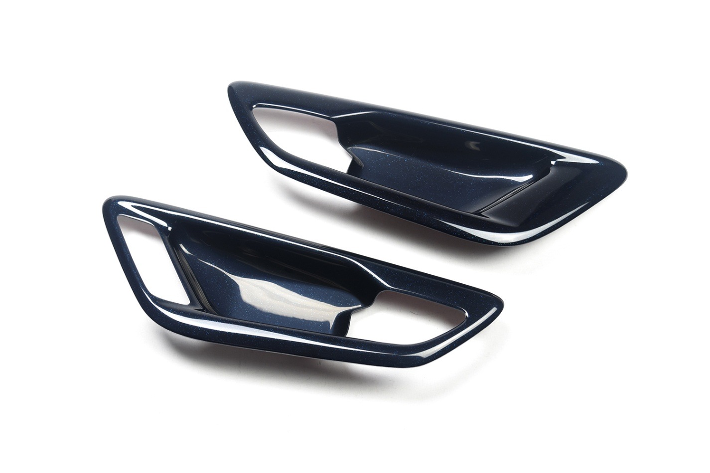 【専用商品】　m i 様 58840-B2060-B1 (58840)シフティングホール カバーSUB-ASSY 1個