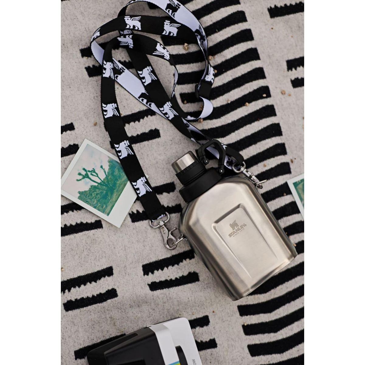 STANLEY スタンレー クラッシク 水筒 1リットル THE LEGENDARY CLASSIC CANTEEN | 1.1QT (Silver)