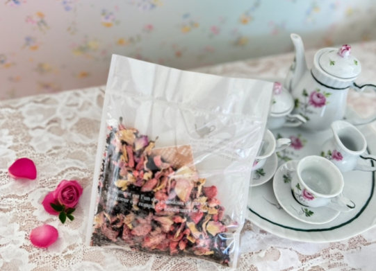CalmnessTEA　季節のブレンド紅茶（限定）　 rose ＆ strawberry tea