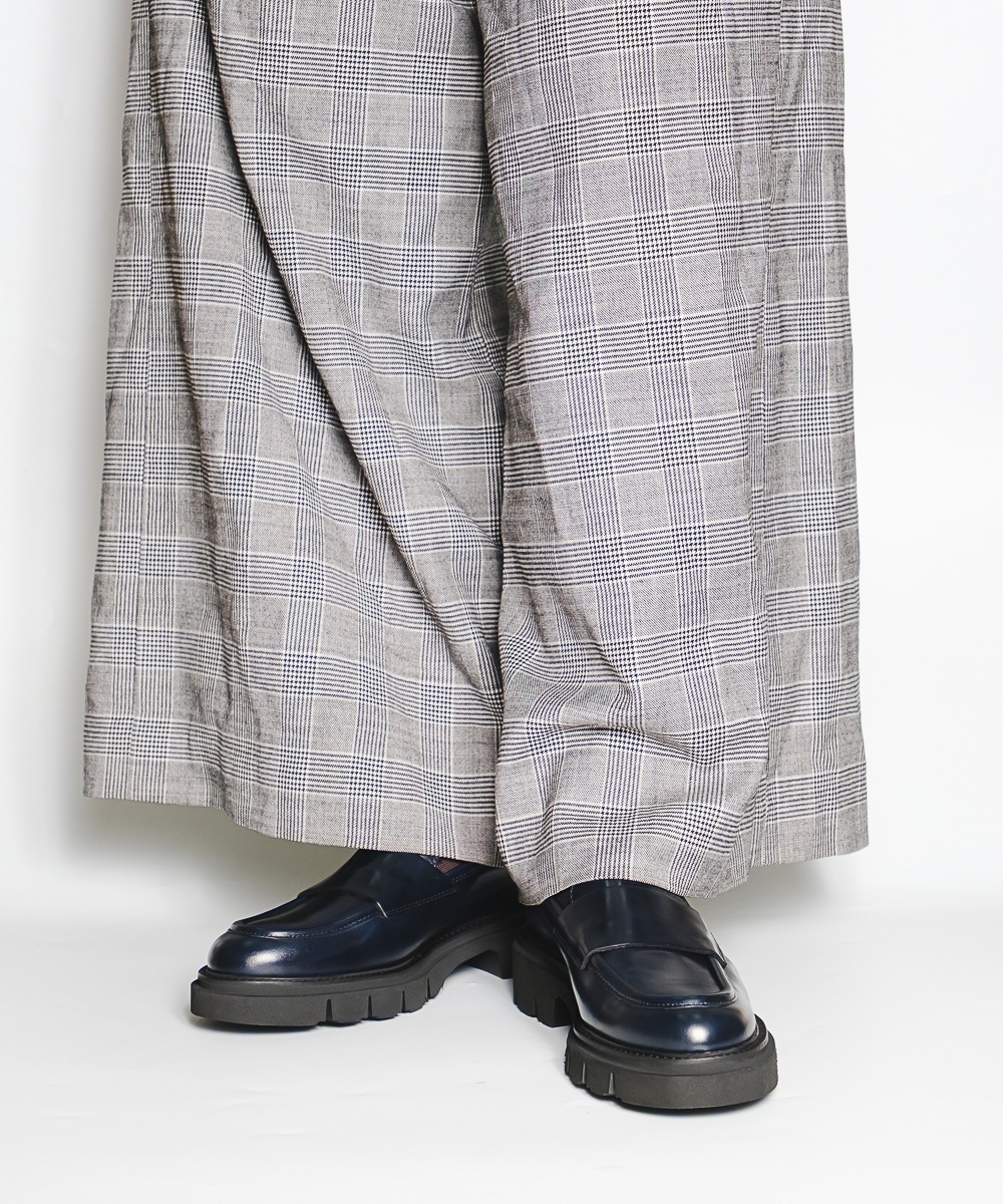 【LucaGrossi/ルカグロッシ】 厚底ローファー/G815M-UA SHek [シック] ｜ ヨーロッパを中心に、世界各地の上質で洗練された