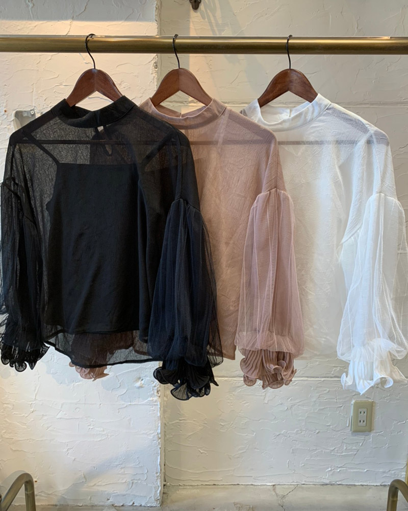 チュールバルンスリーブブラウス