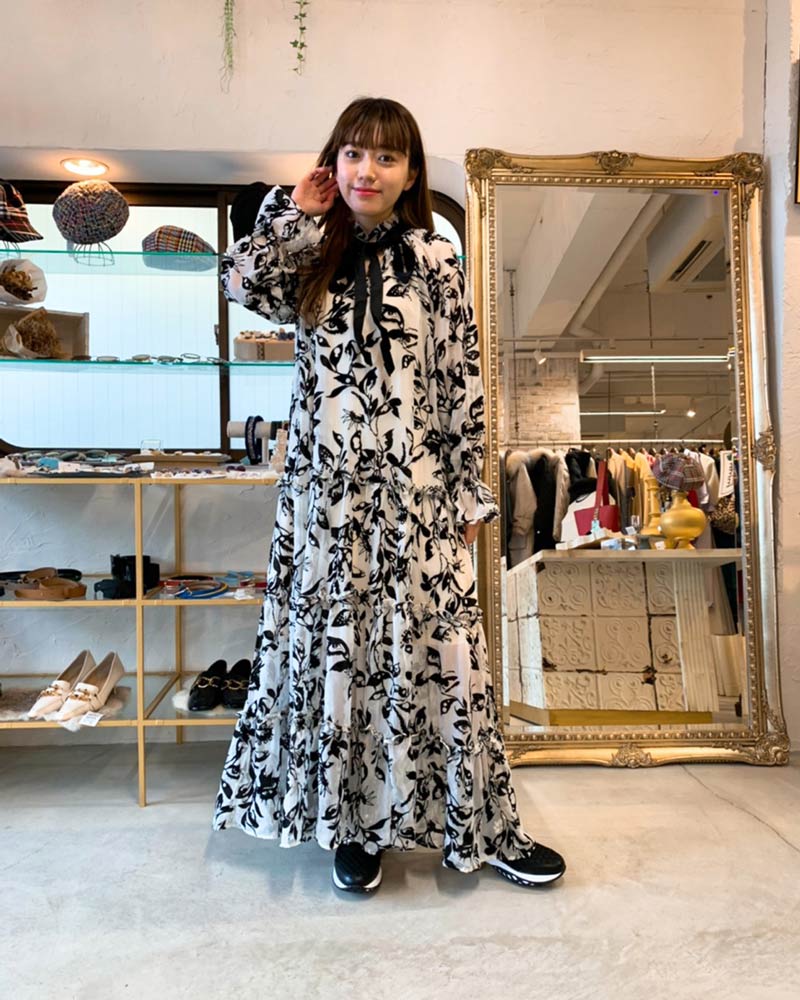 Flower Hang シフォンマキシワンピース