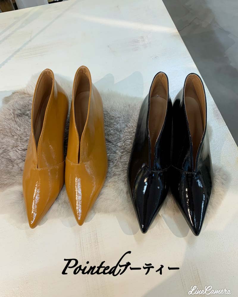 Pointed ブーティ