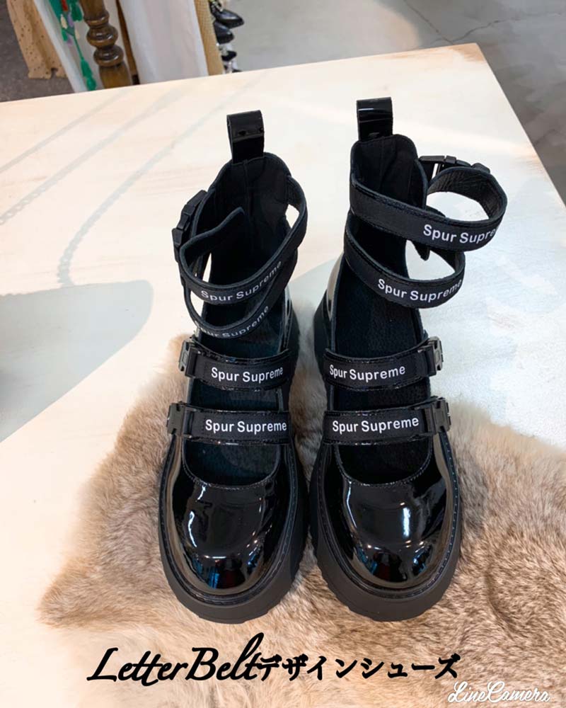 Letter Beltデザインシューズ