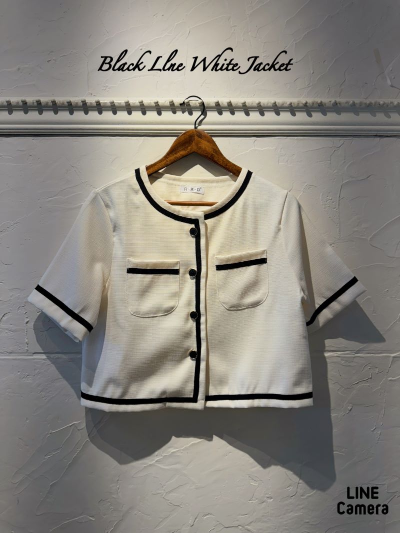 BlackLineWhiteJacket