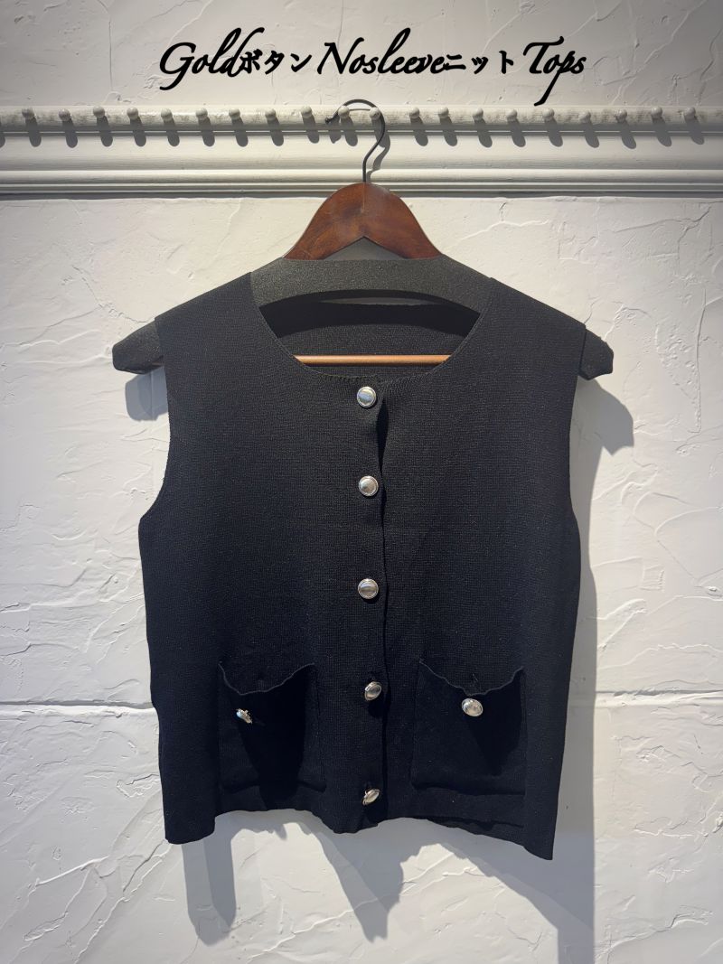 GoldボタンNosleeveニットTops