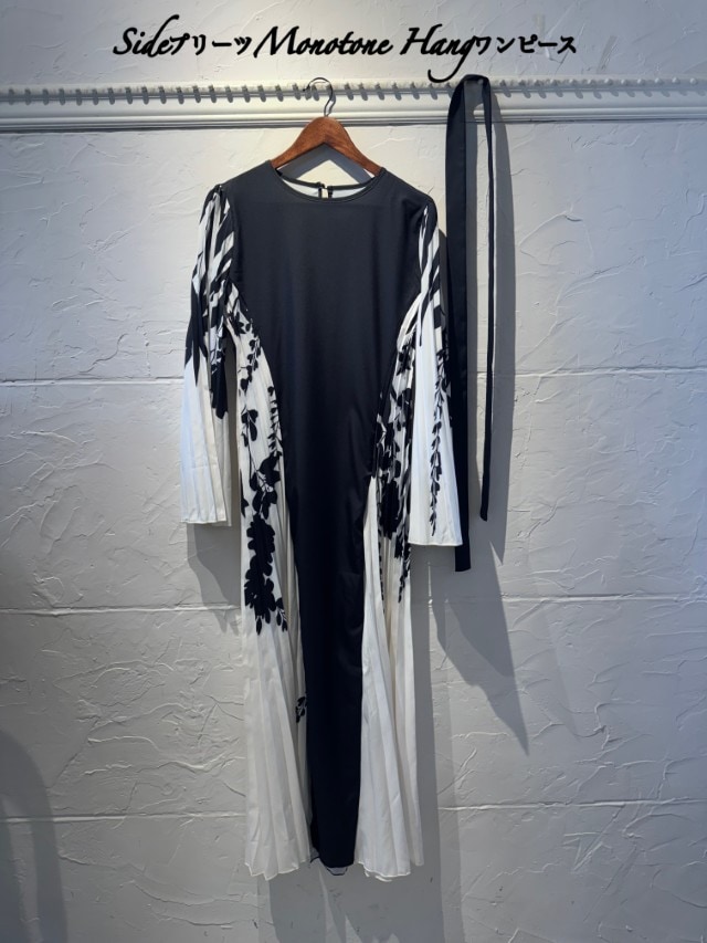 SideプリーツMonotoneHangワンピース
