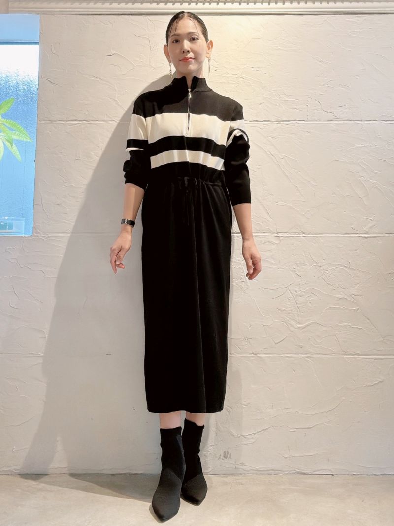 WhiteLineZipperニットワンピース