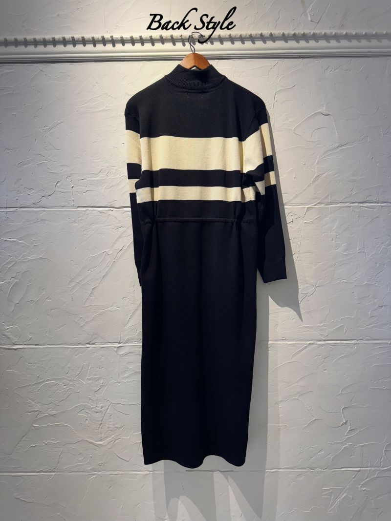 WhiteLineZipperニットワンピース