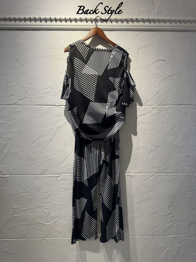 ShoulderOpenGeometricパンツSetup