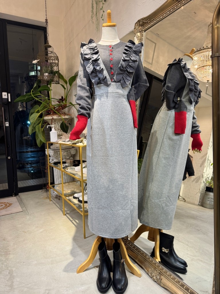 Shoulderフリルサロペットスカート