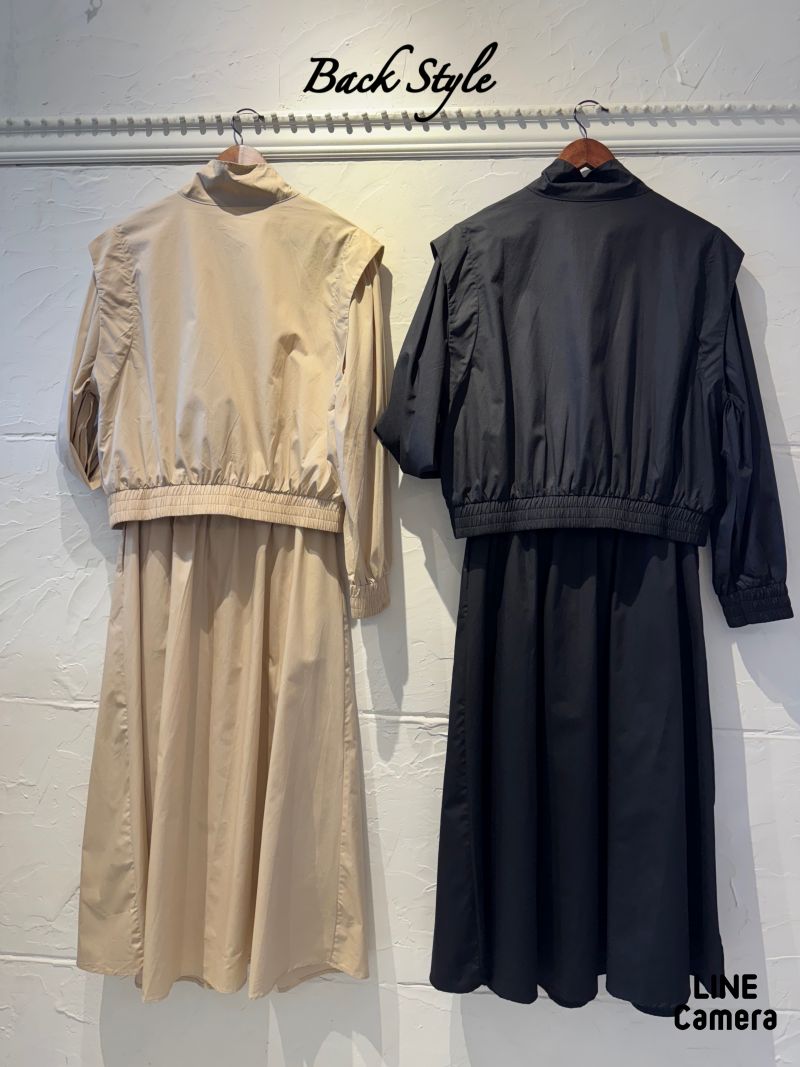 GoldボタンJacket+タックチノスカート