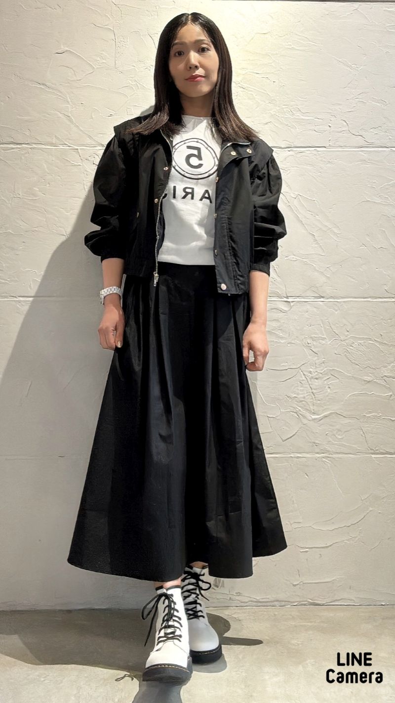 GoldボタンJacket+タックチノスカート