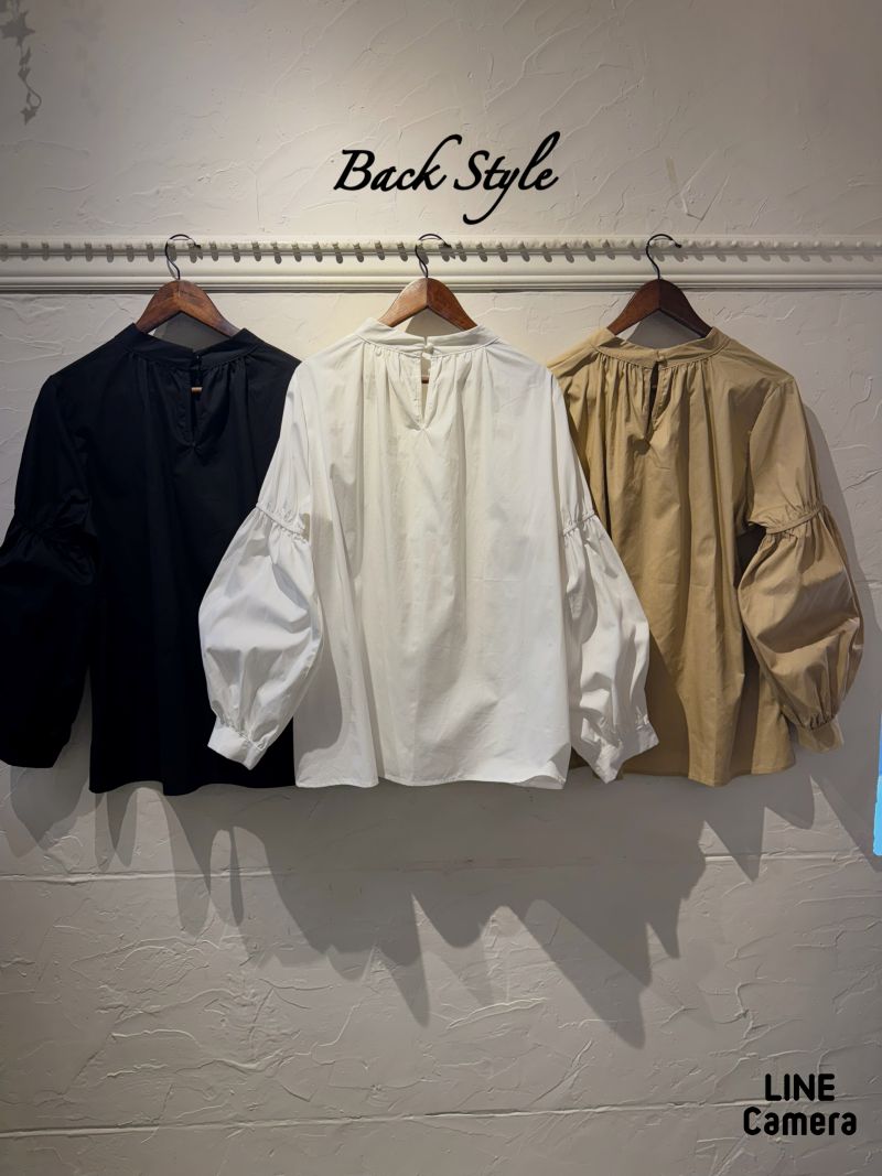 ShapeバルーンSleeveブラウス