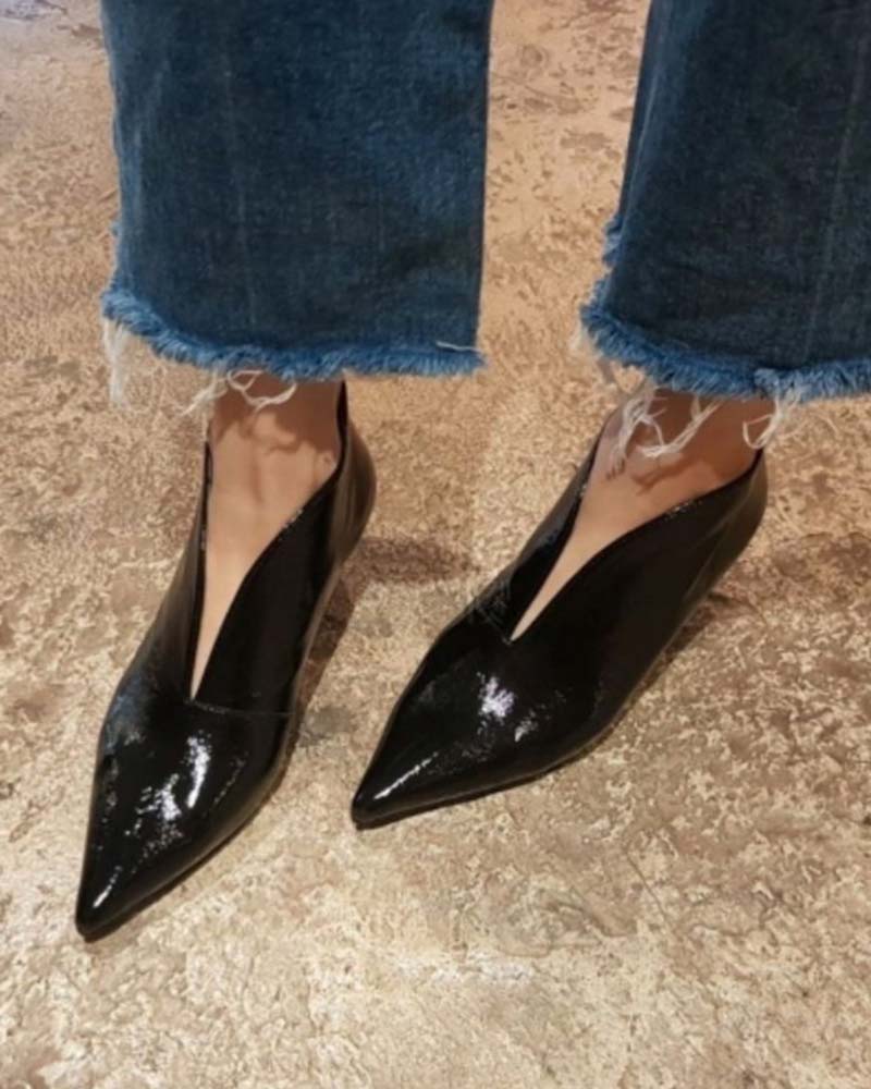 Pointed ブーティ