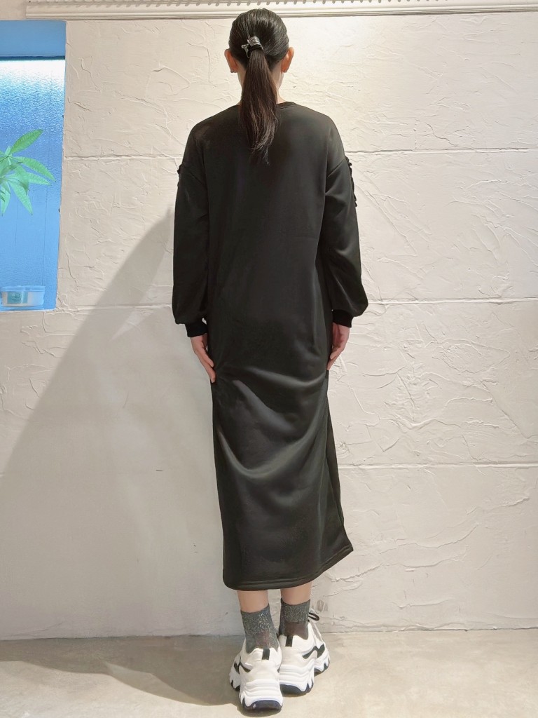 フリルSleeveBrushedスウェットワンピース