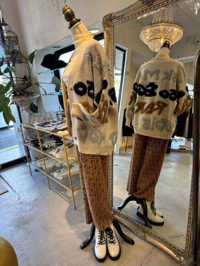 DimentionLetterカーディガン