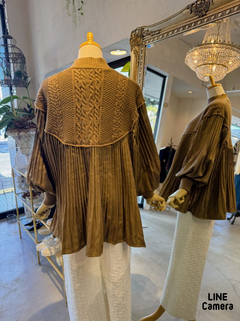 プリーツバルーンSleeveブラウスニット