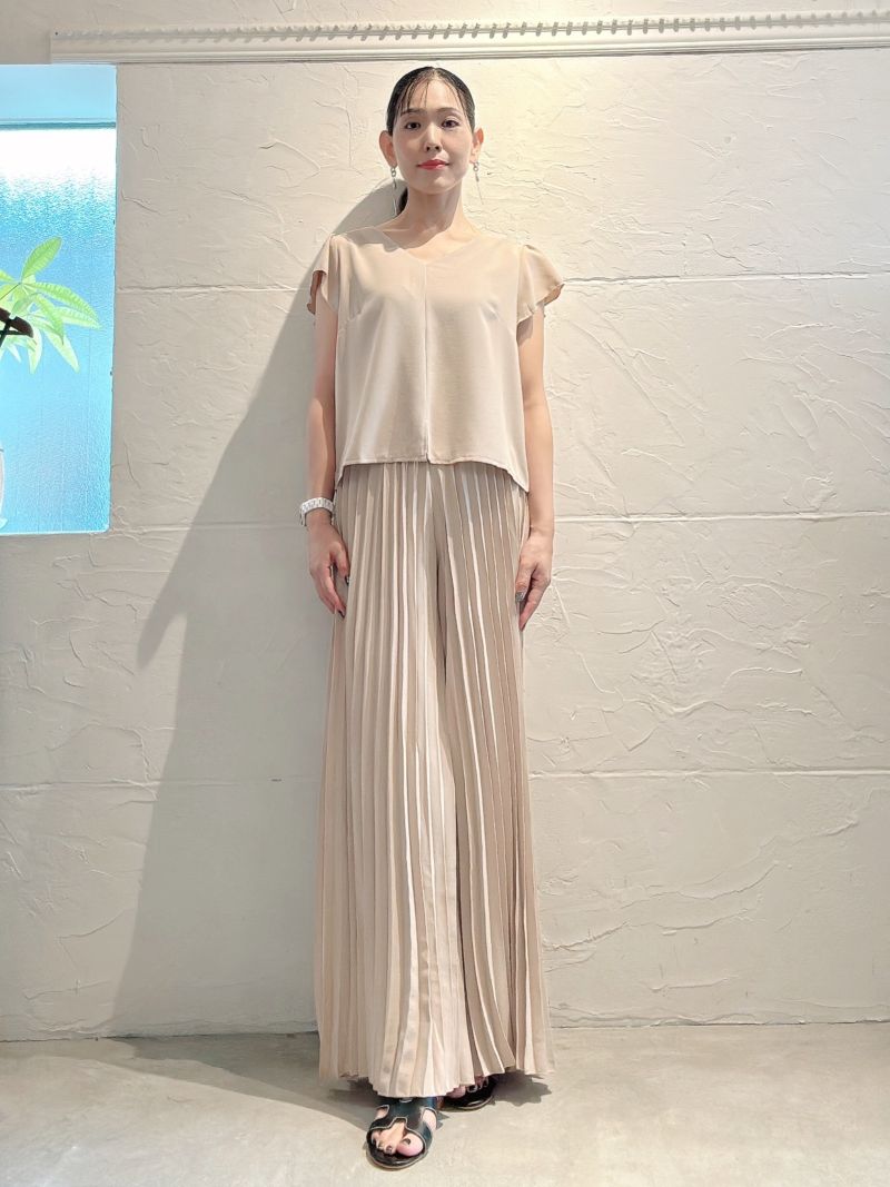 BeigeプリーツパンツSetup