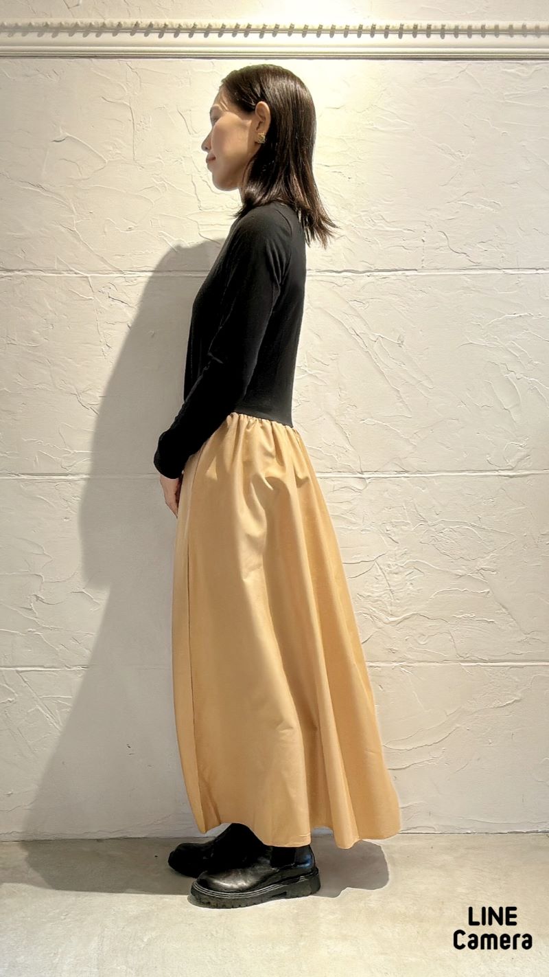 Beige×BlackBycolorワンピース