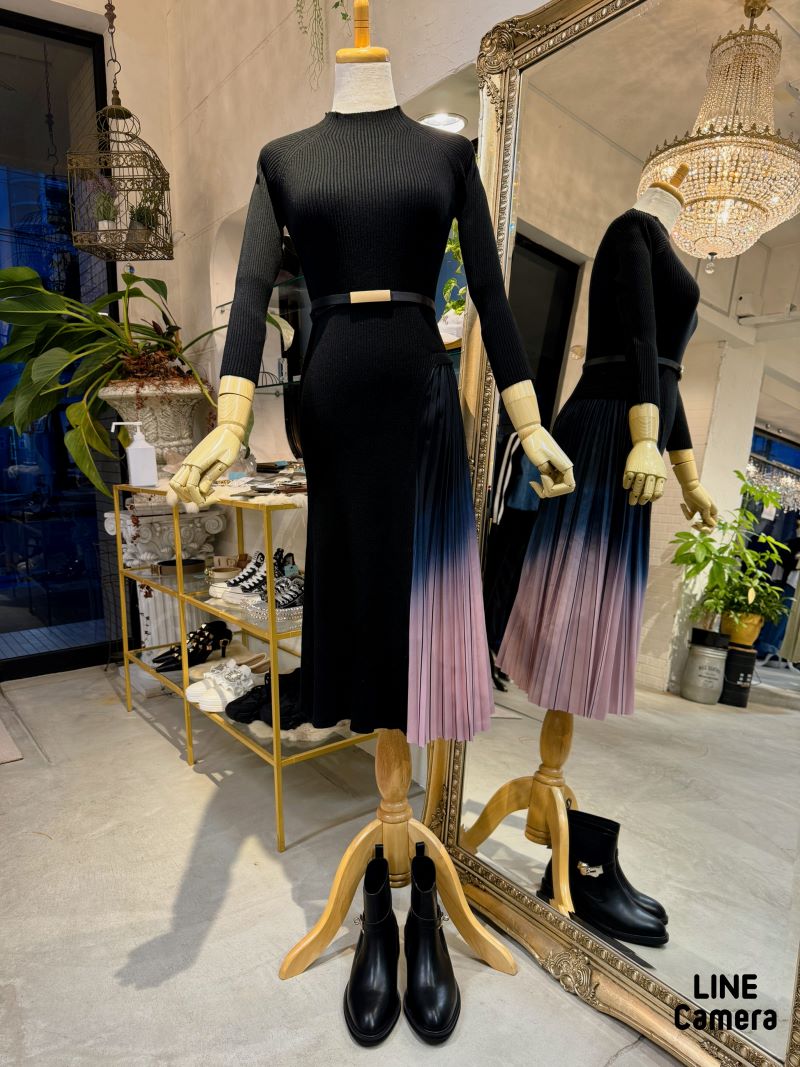 Sideグラデーションプリーツワンピース（ベルトset）