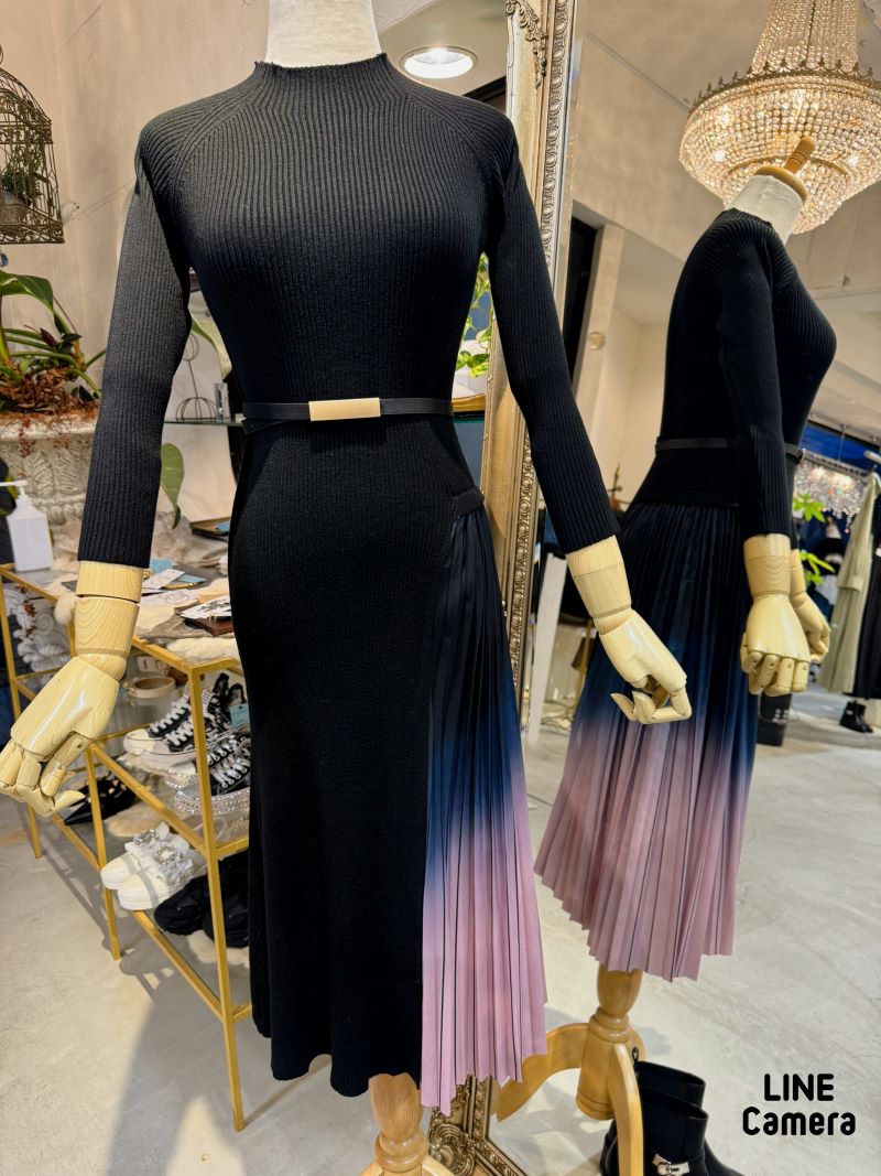 Sideグラデーションプリーツワンピース（ベルトset）