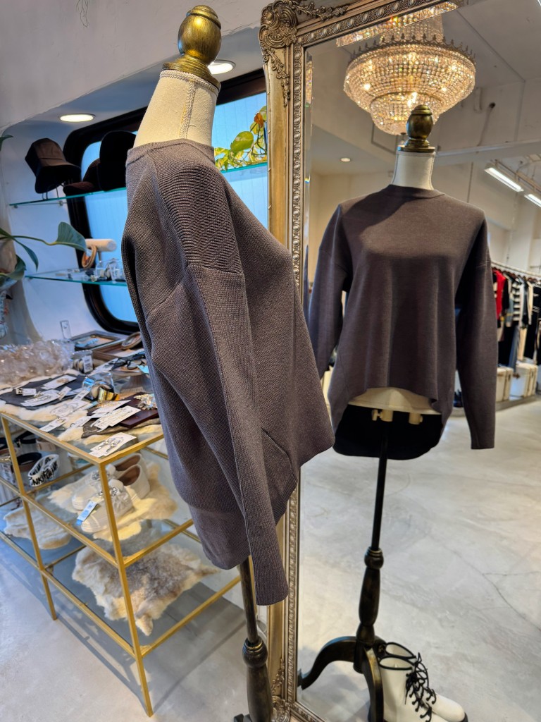 Asymmetryニット+ニットスカートSetup