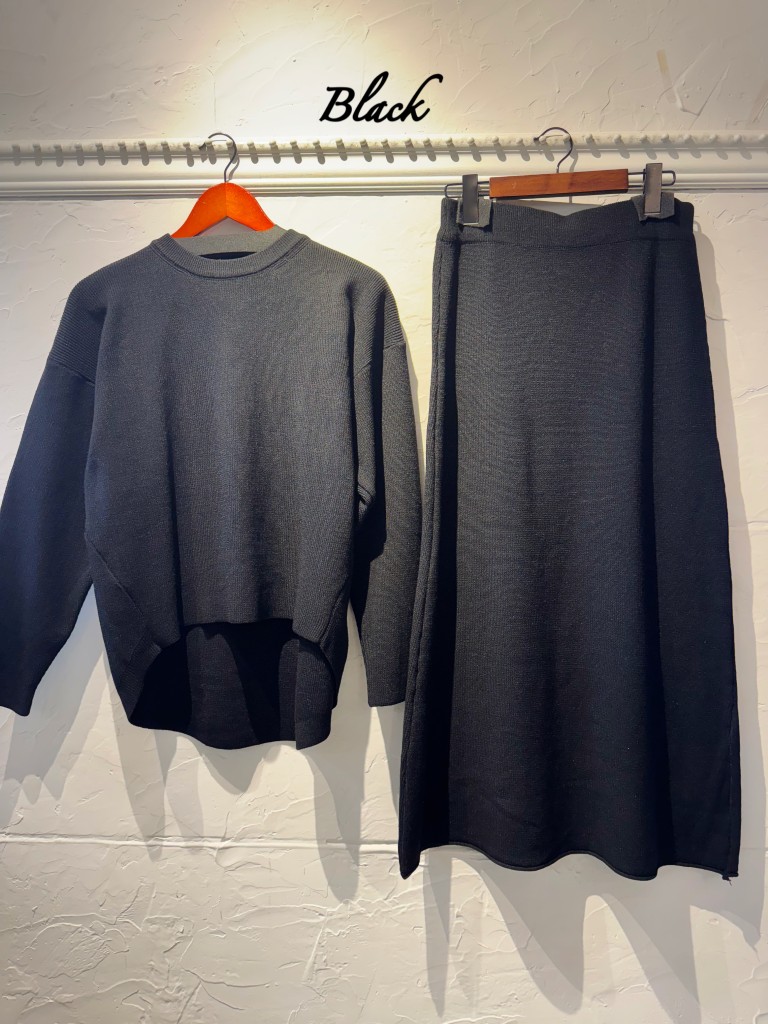 Asymmetryニット+ニットスカートSetup