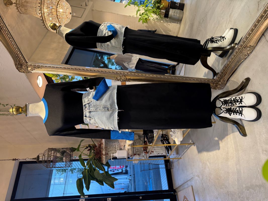 CustumDenim×ブラックタイトスカート