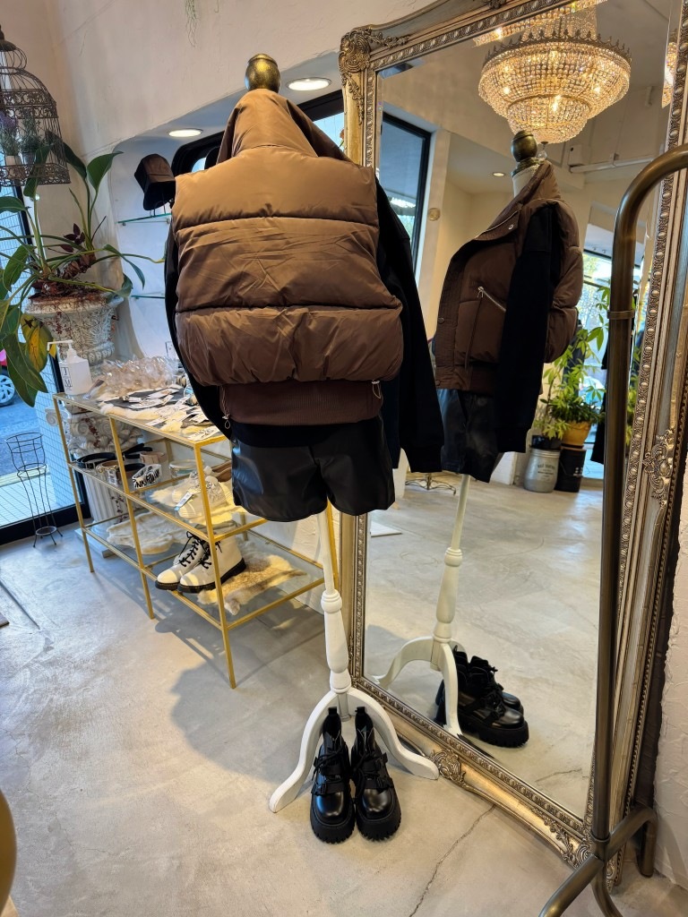 TrianglePlate中綿ダウンベスト