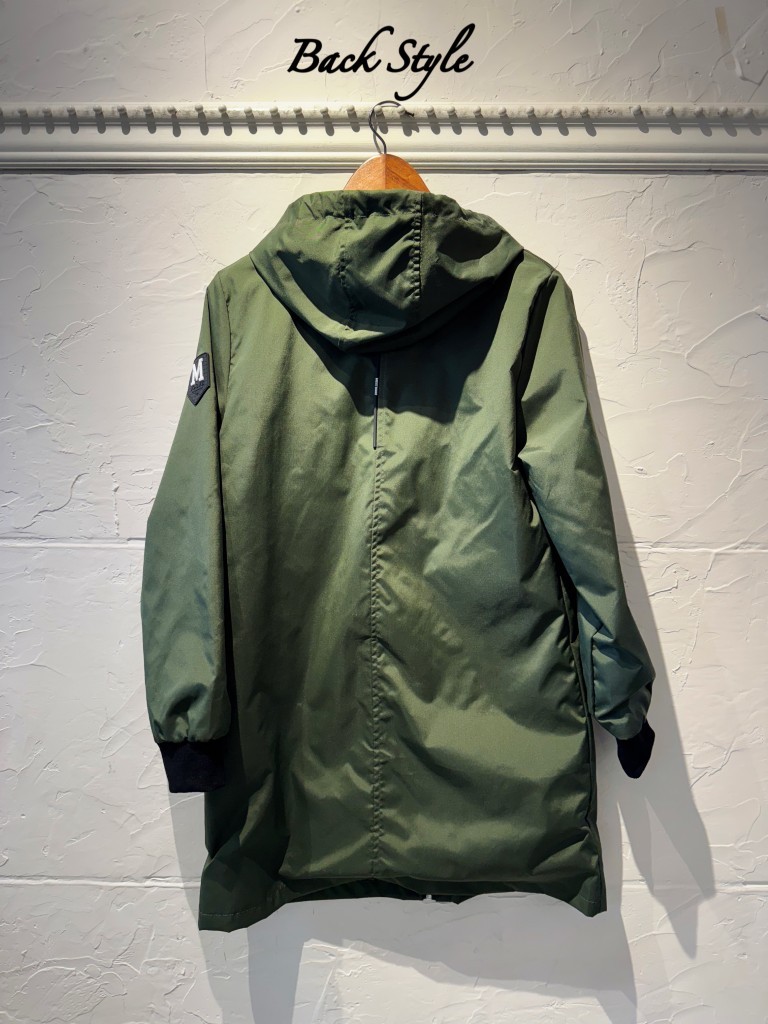 LetterTugフーディコート