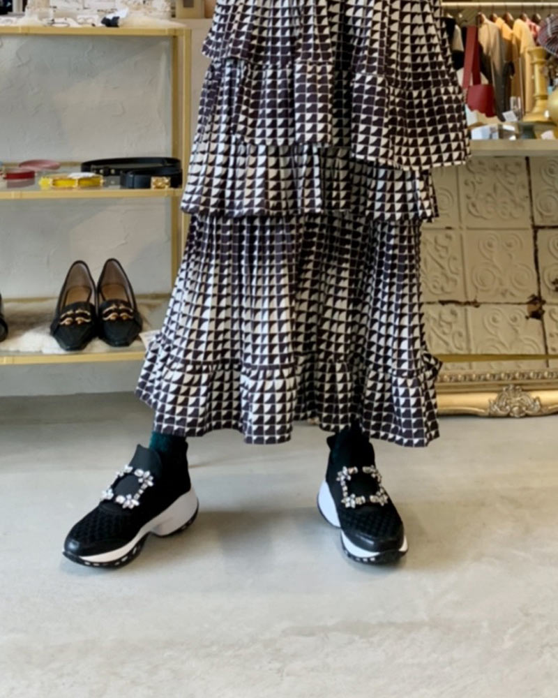 ビジューHCスニーカー