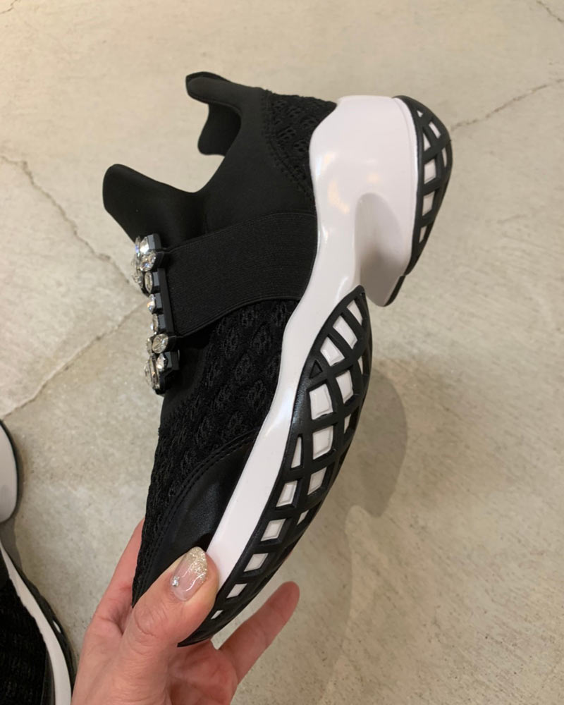 ビジューHCスニーカー