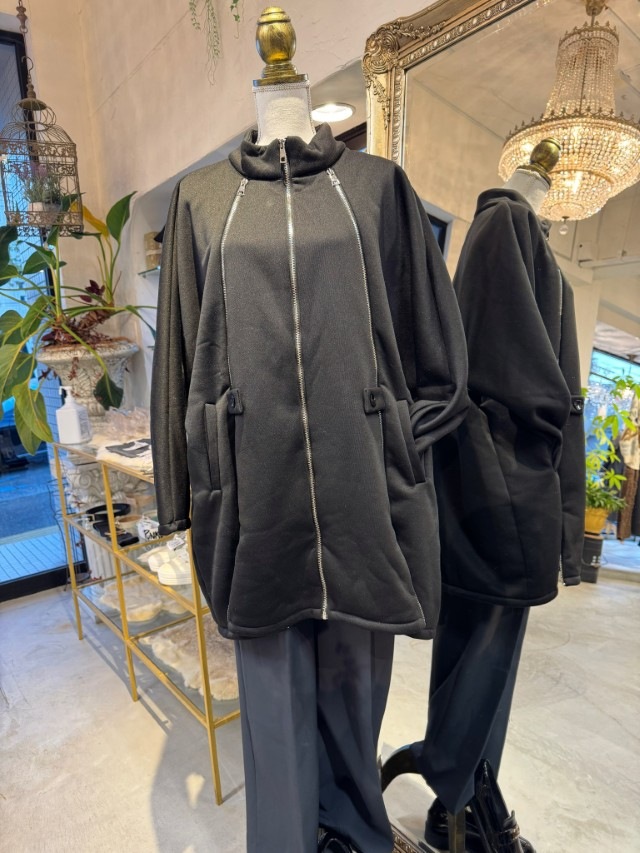 ZipperデザインBrushedケープコート