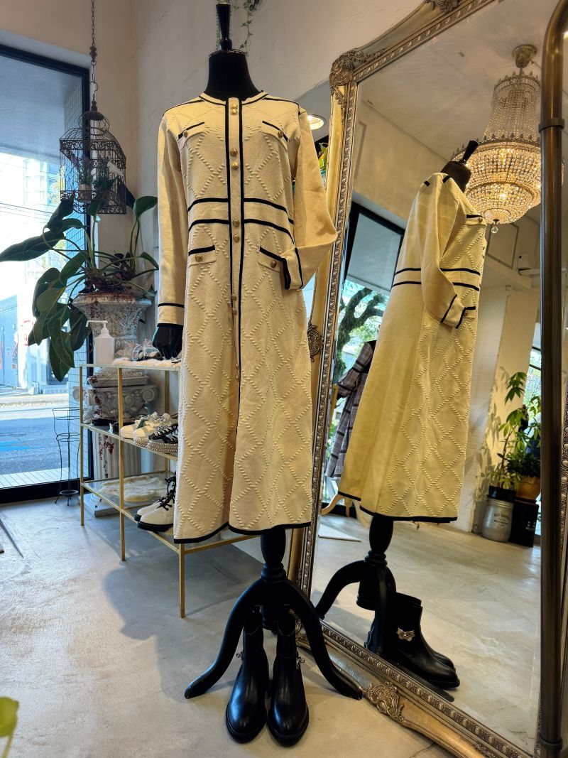 GoldボタンLineニットワンピース