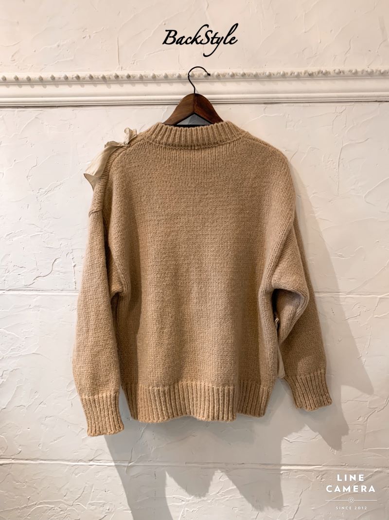 Bigフリルニット