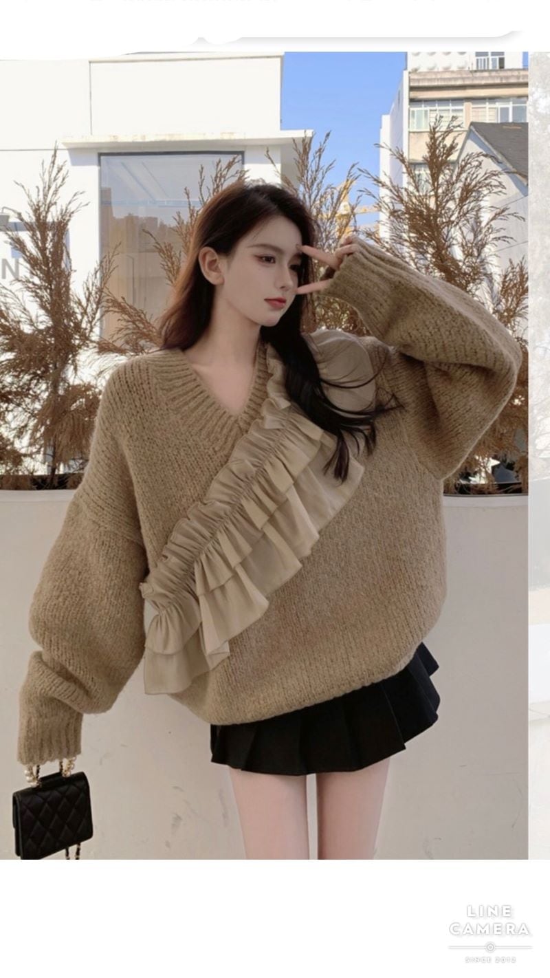 Bigフリルニット