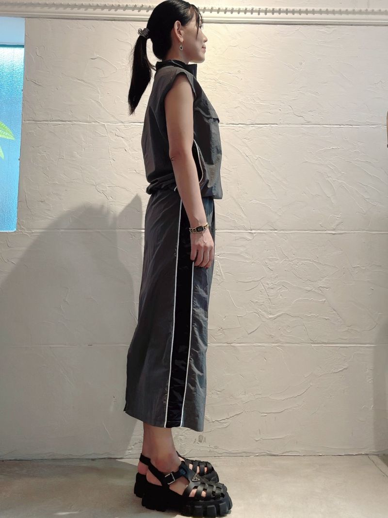 SideLineZipperベスト+スカート2点Set