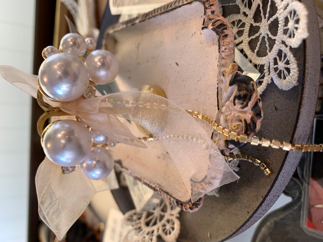 パールChiffonリボンピアス