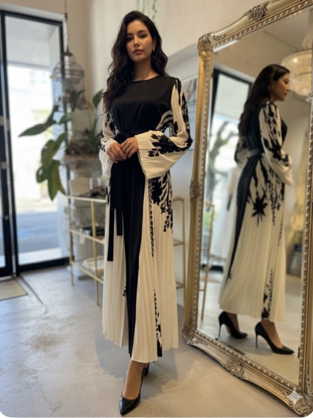 SideプリーツMonotoneHangワンピース