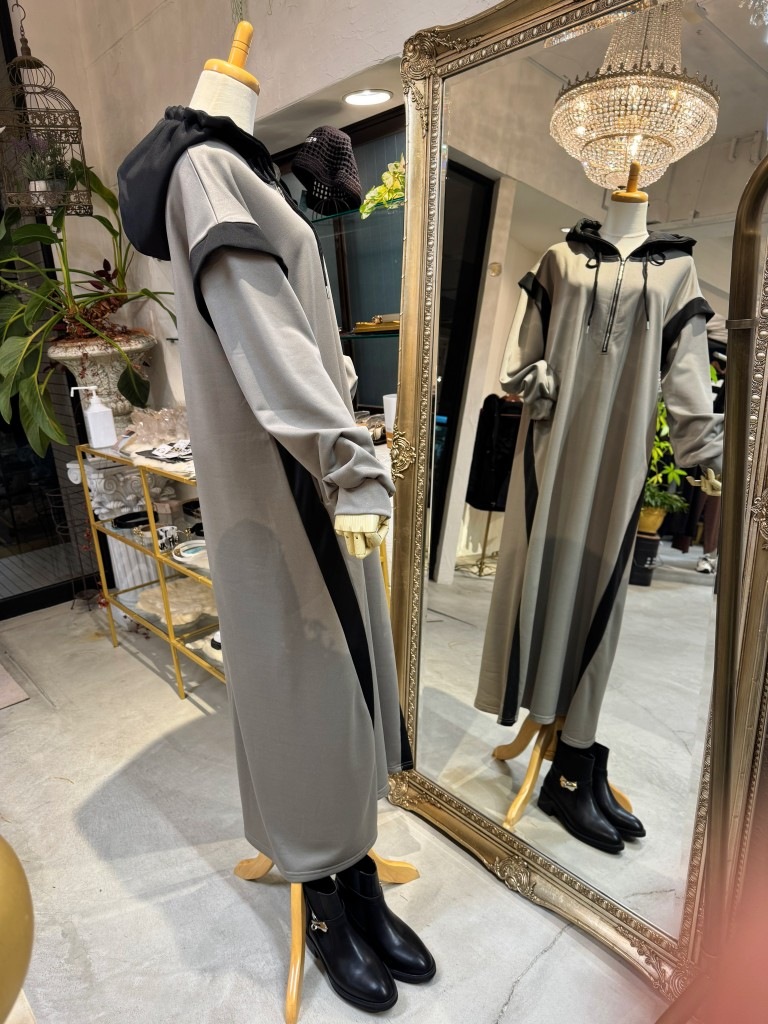 BycolorLineフードスウェットワンピース