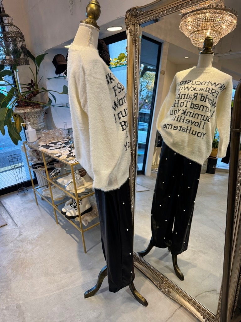 Fakeレザー×Pearlパンツ