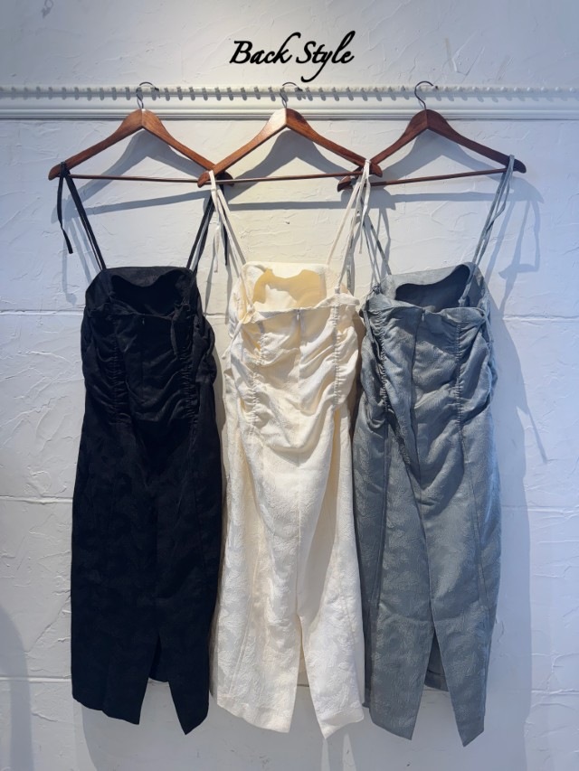 Shirringデザインサロペットスカート