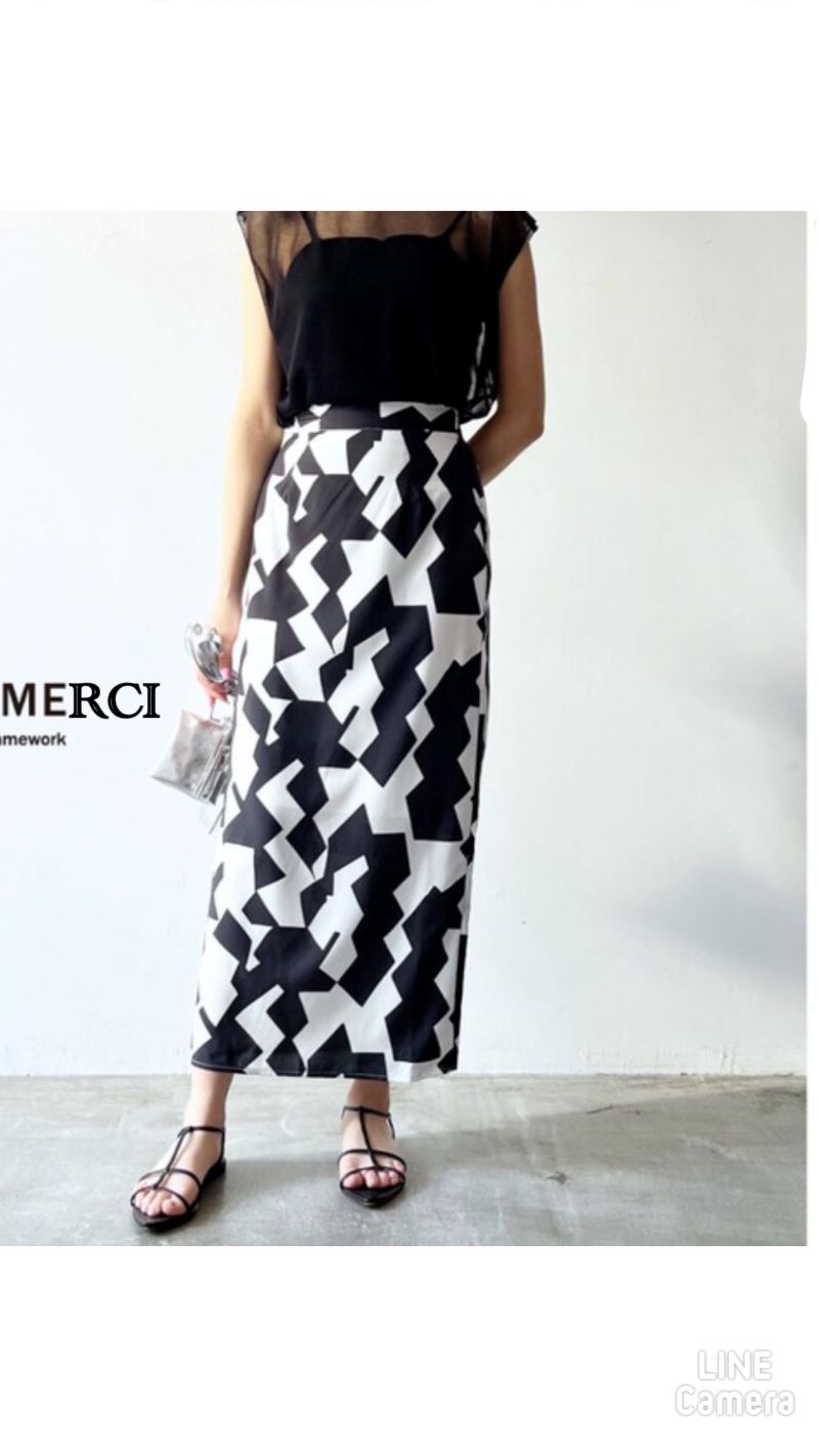 Bycolor　Geometricタイトスカート